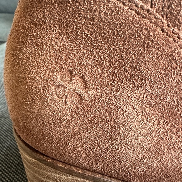 Lucky brand Women's Tan Suede Ankle Boots size 8 - Picture 3 of 5